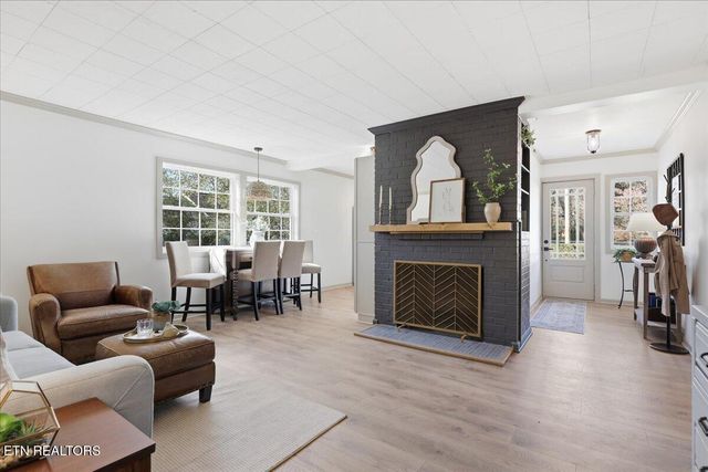 109 Utah Ave, Oak Ridge, TN 37830