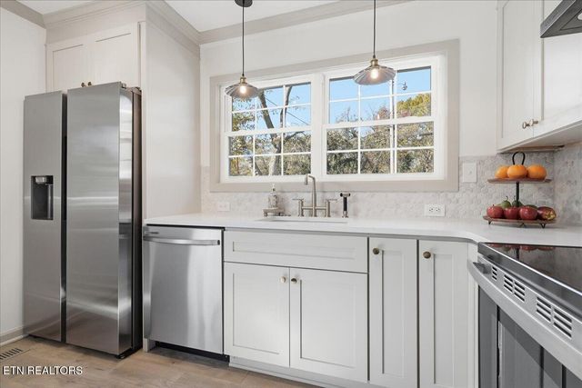 109 Utah Ave, Oak Ridge, TN 37830