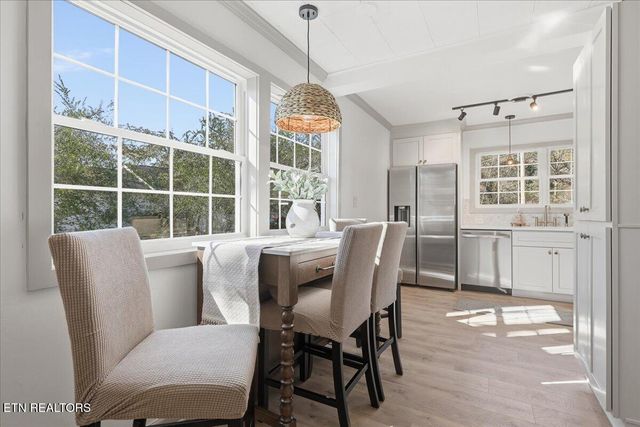 109 Utah Ave, Oak Ridge, TN 37830