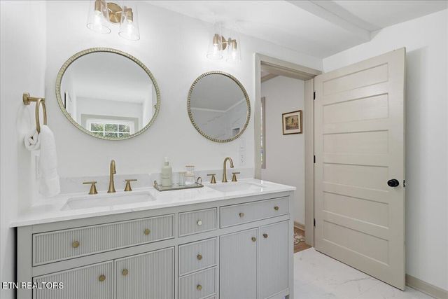 109 Utah Ave, Oak Ridge, TN 37830