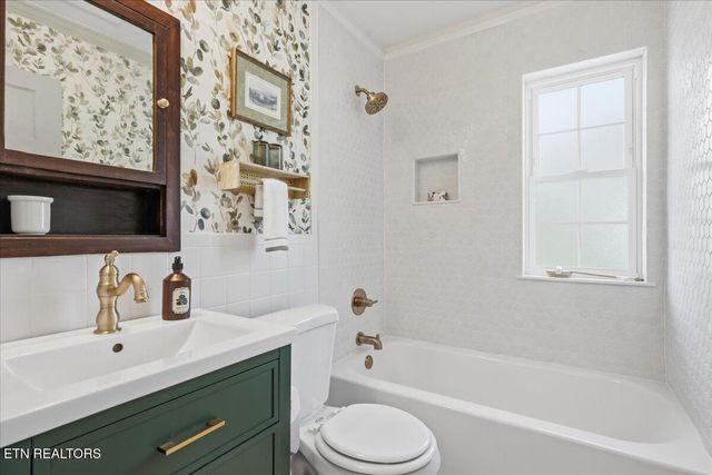 109 Utah Ave, Oak Ridge, TN 37830