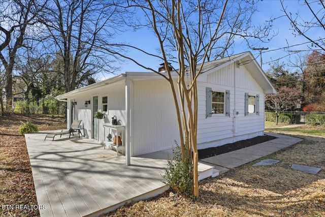 109 Utah Ave, Oak Ridge, TN 37830