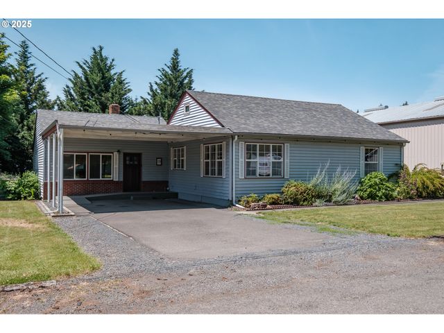 1308 42ND Ave, Sweet Home, OR 97386