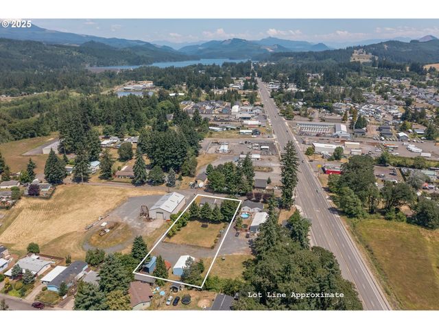 1308 42ND Ave, Sweet Home, OR 97386