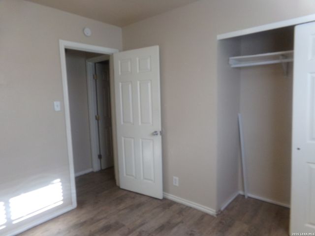 8678 RIDGE MILE DR, San Antonio, TX 78239