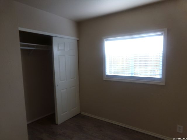 8678 RIDGE MILE DR, San Antonio, TX 78239
