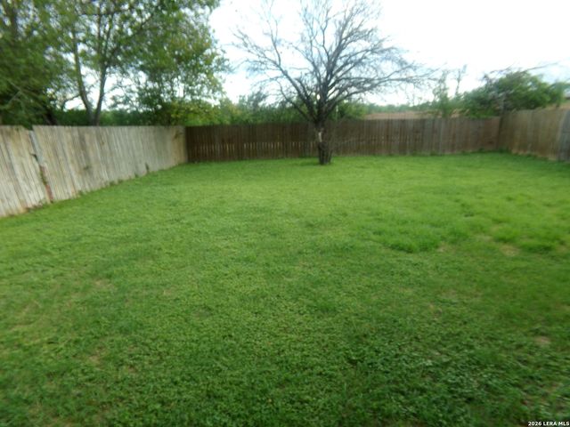 8678 RIDGE MILE DR, San Antonio, TX 78239