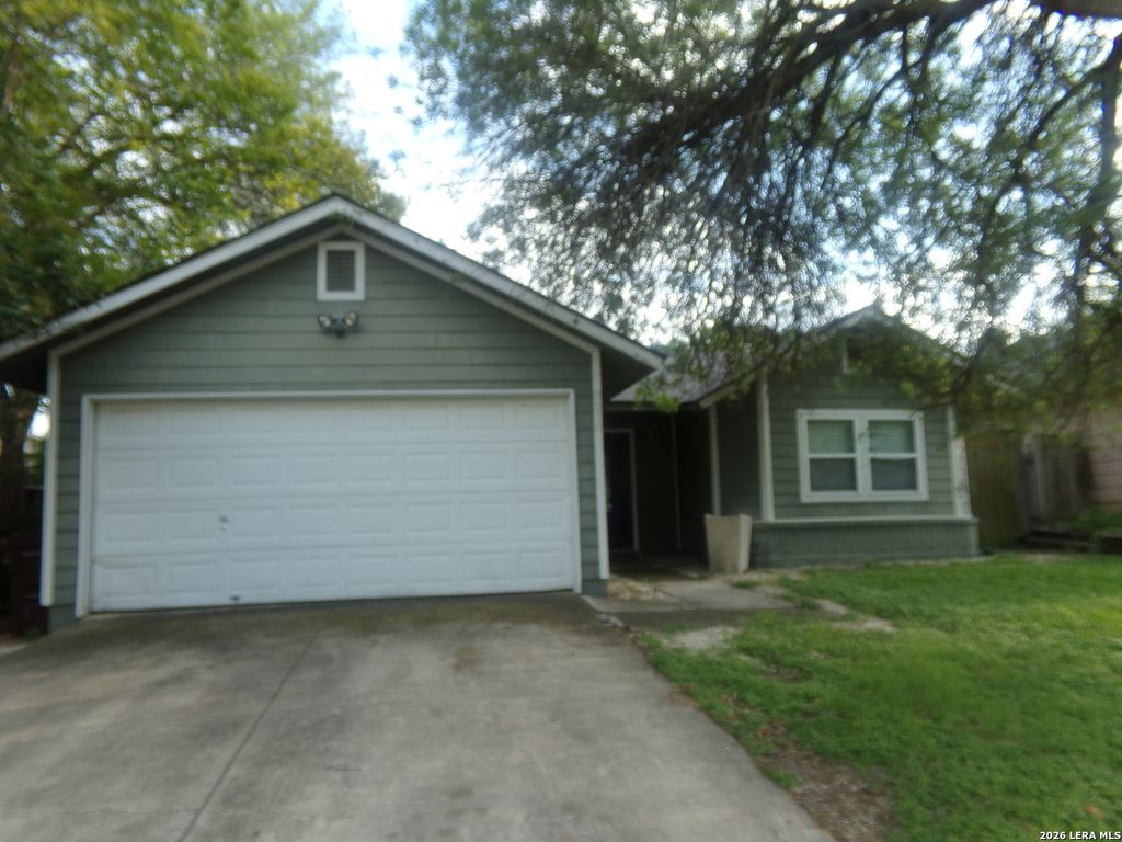 8678 RIDGE MILE DR, San Antonio, TX 78239