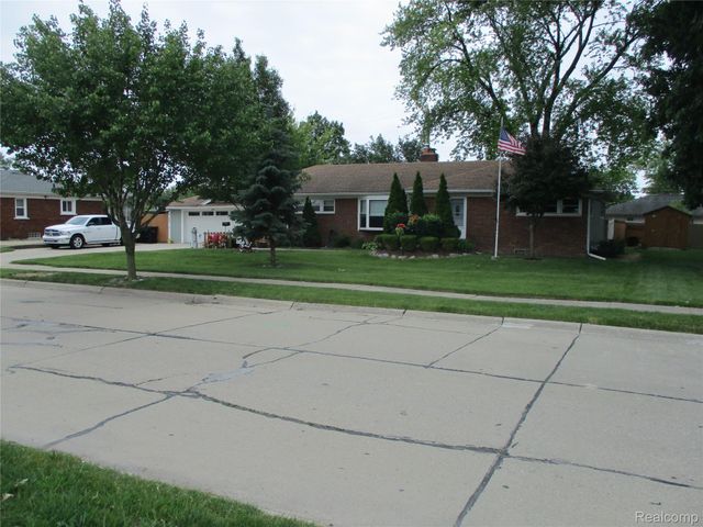 17271 Hamilton Avenue, Allen Park, MI 48101