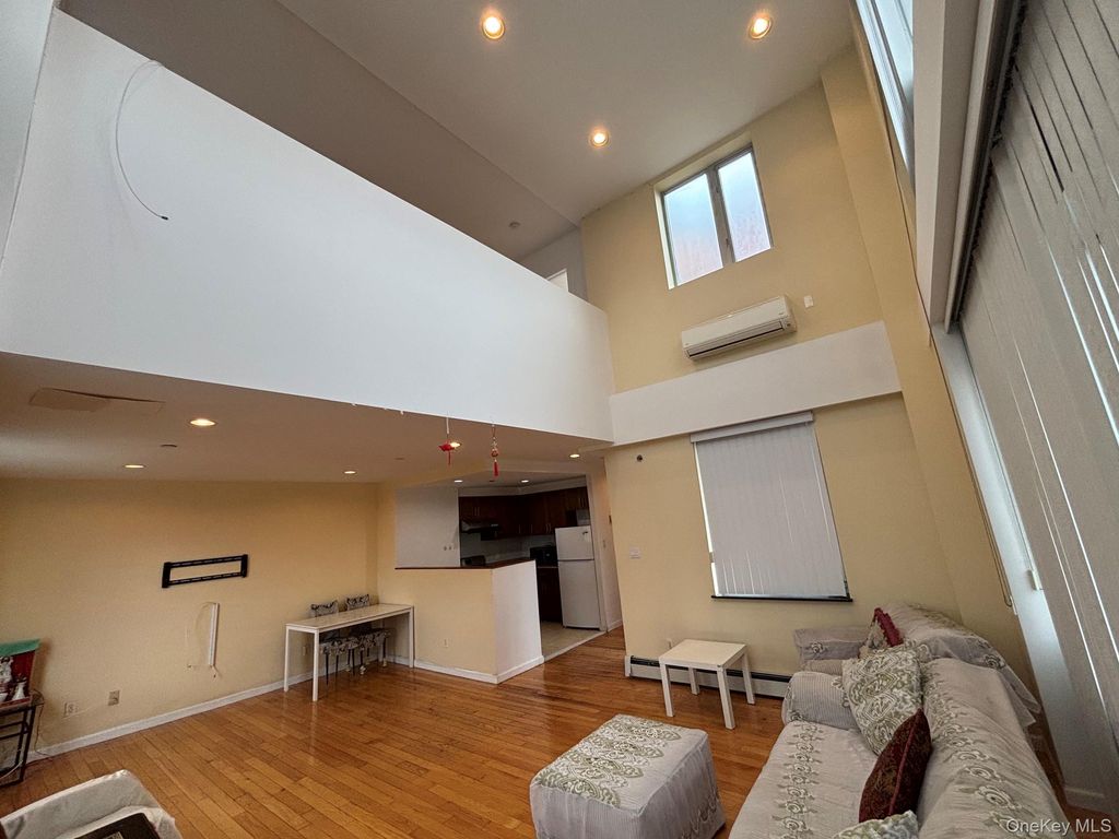 38-30 Parsons Boulevard PHC, Flushing, NY 11354 — photo 5