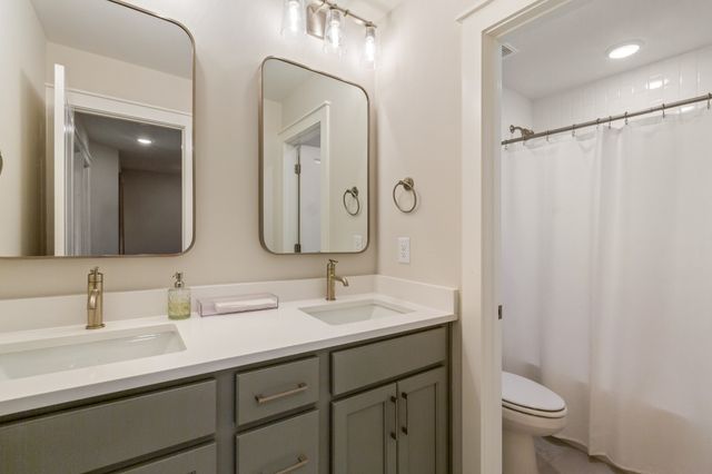 2019 Braidwood Ln, Franklin, TN 37064