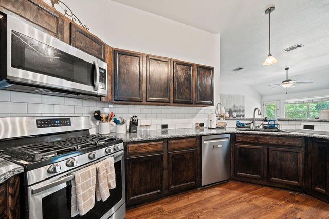 150 Primrose BLVD, Kyle, TX 78640