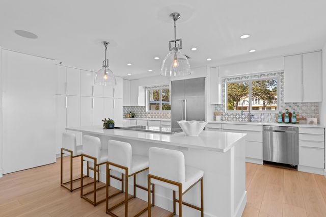 3608 Washington Road, West Palm Beach, FL 33405