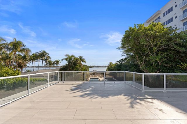 3608 Washington Road, West Palm Beach, FL 33405