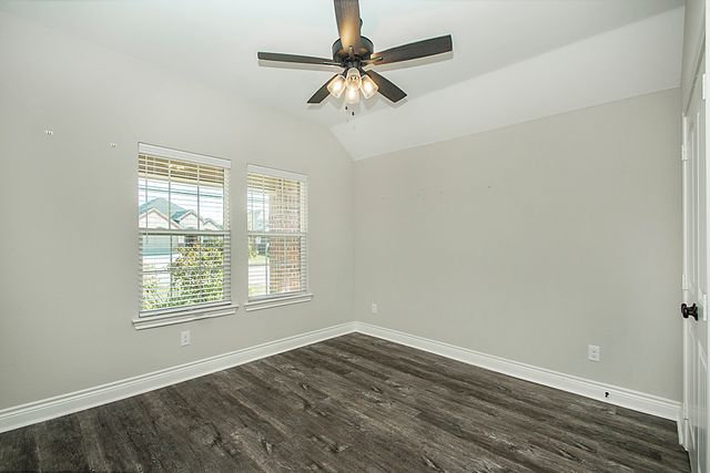 806 Ransom Way, Greenville, TX 75402