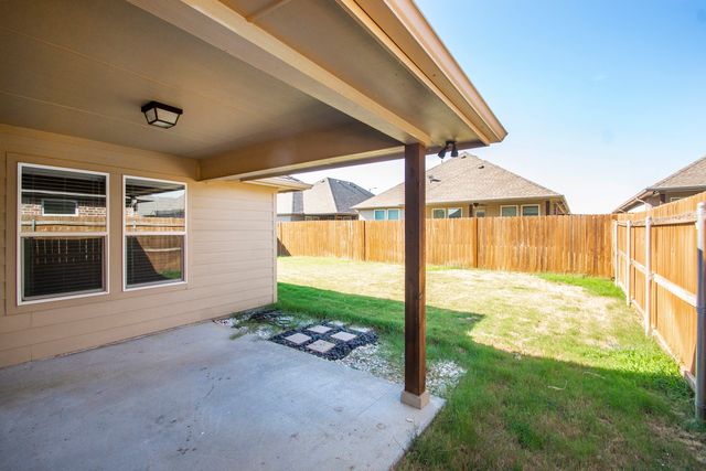 806 Ransom Way, Greenville, TX 75402
