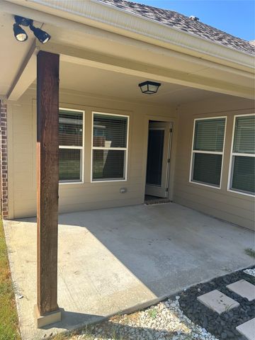 806 Ransom Way, Greenville, TX 75402