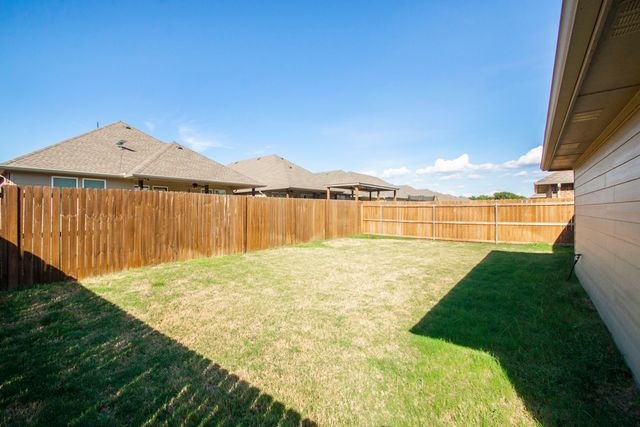 806 Ransom Way, Greenville, TX 75402
