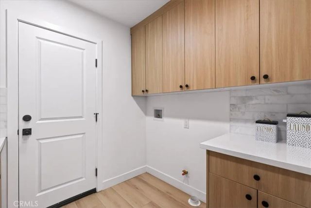 3861 S Norton Avenue, Los Angeles, CA 90008