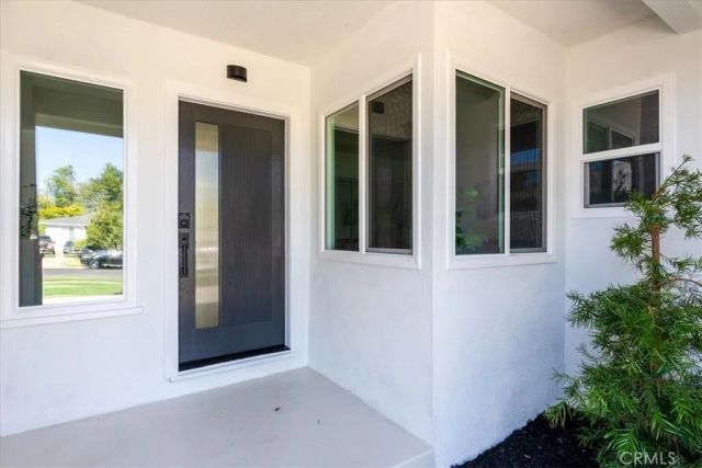 3861 S Norton Avenue, Los Angeles, CA 90008