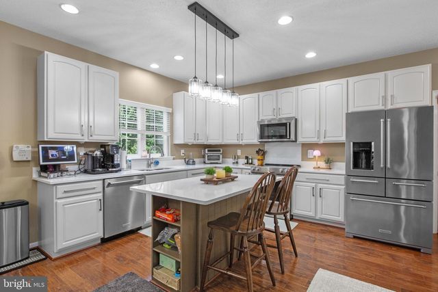 9206 SANDY BEACH LN, King George, VA 22485