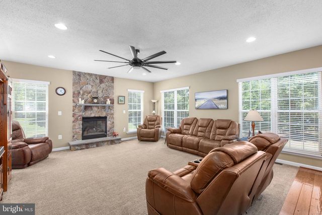 9206 SANDY BEACH LN, King George, VA 22485