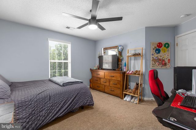9206 SANDY BEACH LN, King George, VA 22485