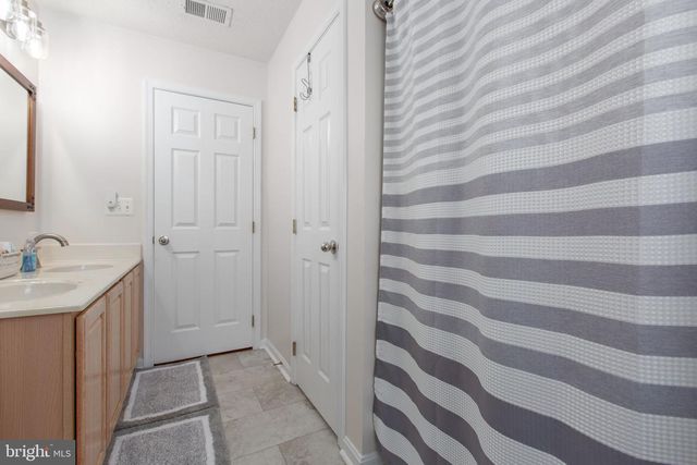 9206 SANDY BEACH LN, King George, VA 22485