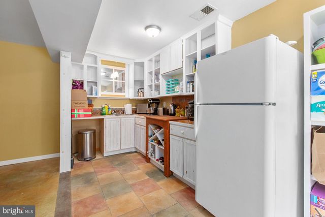 9206 SANDY BEACH LN, King George, VA 22485