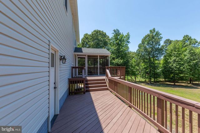 9206 SANDY BEACH LN, King George, VA 22485
