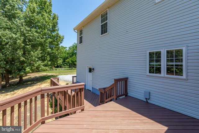 9206 SANDY BEACH LN, King George, VA 22485