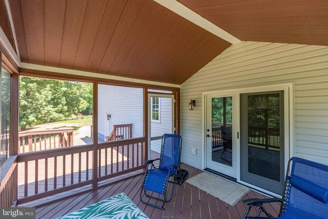 9206 SANDY BEACH LN, King George, VA 22485