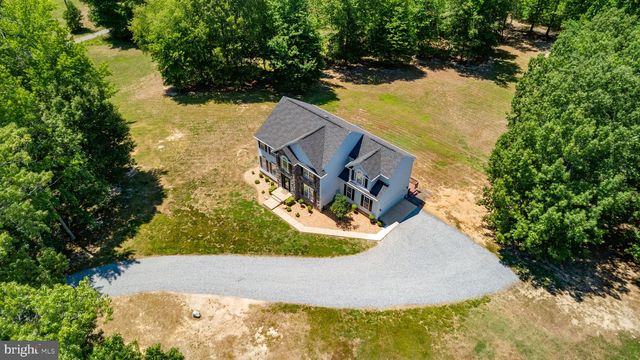 9206 SANDY BEACH LN, King George, VA 22485