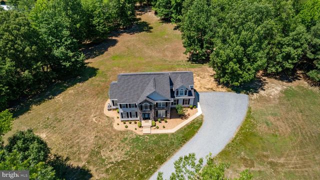 9206 SANDY BEACH LN, King George, VA 22485