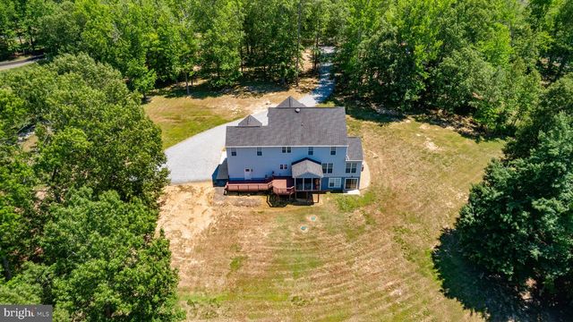 9206 SANDY BEACH LN, King George, VA 22485