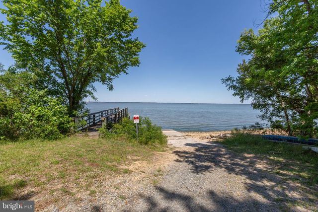 9206 SANDY BEACH LN, King George, VA 22485