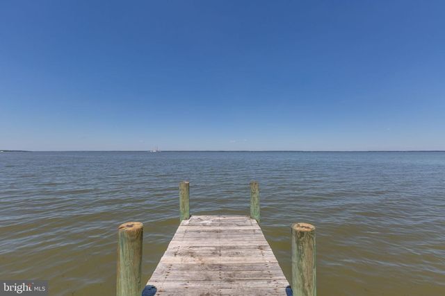 9206 SANDY BEACH LN, King George, VA 22485