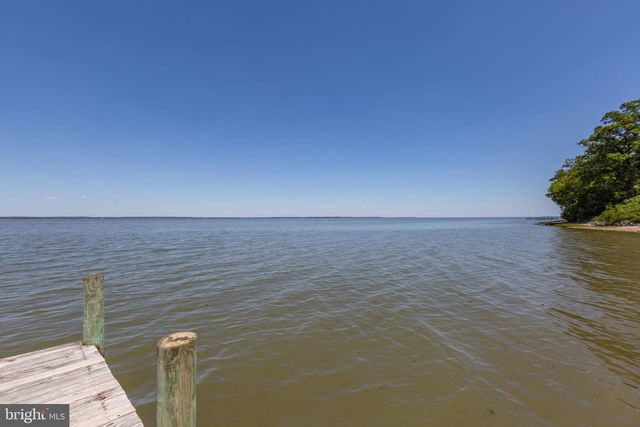 9206 SANDY BEACH LN, King George, VA 22485