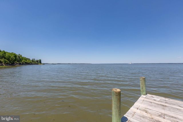 9206 SANDY BEACH LN, King George, VA 22485