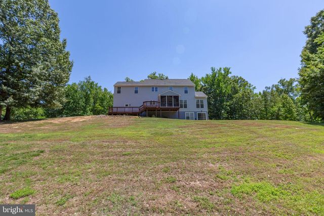 9206 SANDY BEACH LN, King George, VA 22485
