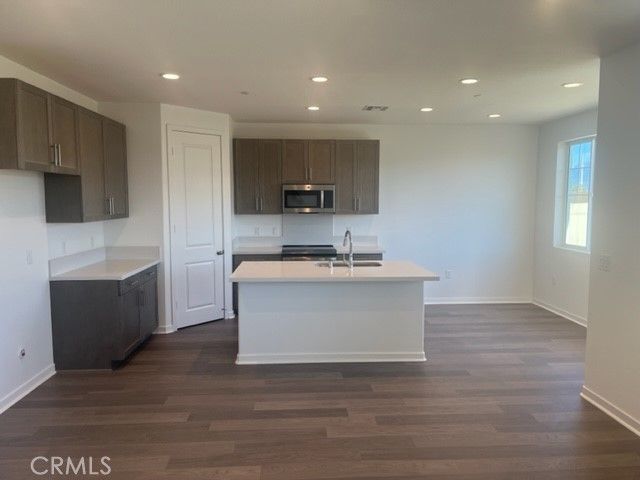 29212 Santa Fe Springs Court, Winchester, CA 92596