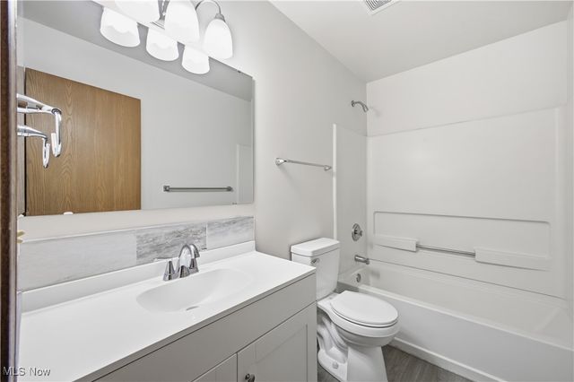 127 Blackburn Street, Campbell, OH 44405