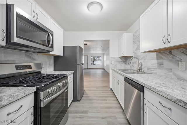 127 Blackburn Street, Campbell, OH 44405