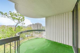 5001 Woodway Drive 706, Houston, TX 77056