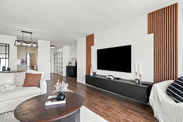 1660 N Lasalle Drive 3608, Chicago, IL 60614