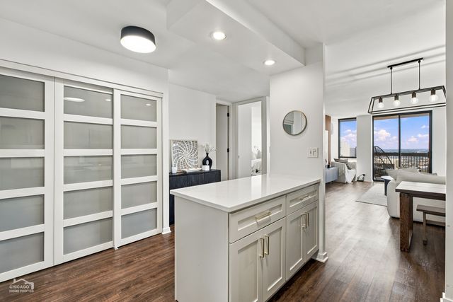 1660 N Lasalle Drive 3608, Chicago, IL 60614