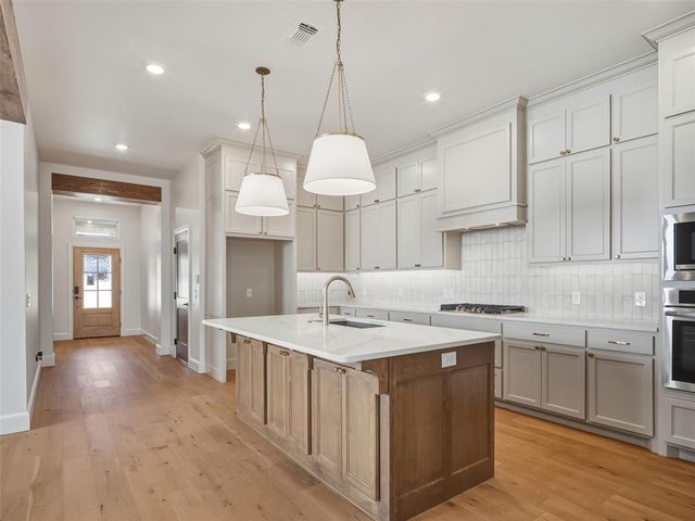 16205 Dakota Drive, Oklahoma City, OK 73170