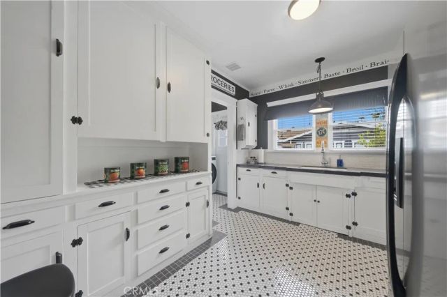 292 N Waverly, Orange, CA 92866