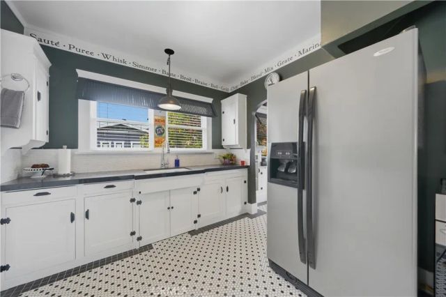 292 N Waverly, Orange, CA 92866