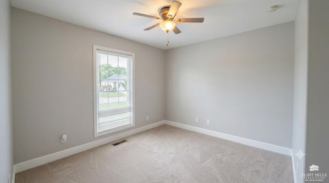 6125 Brookes Way, Manhattan, KS 66502